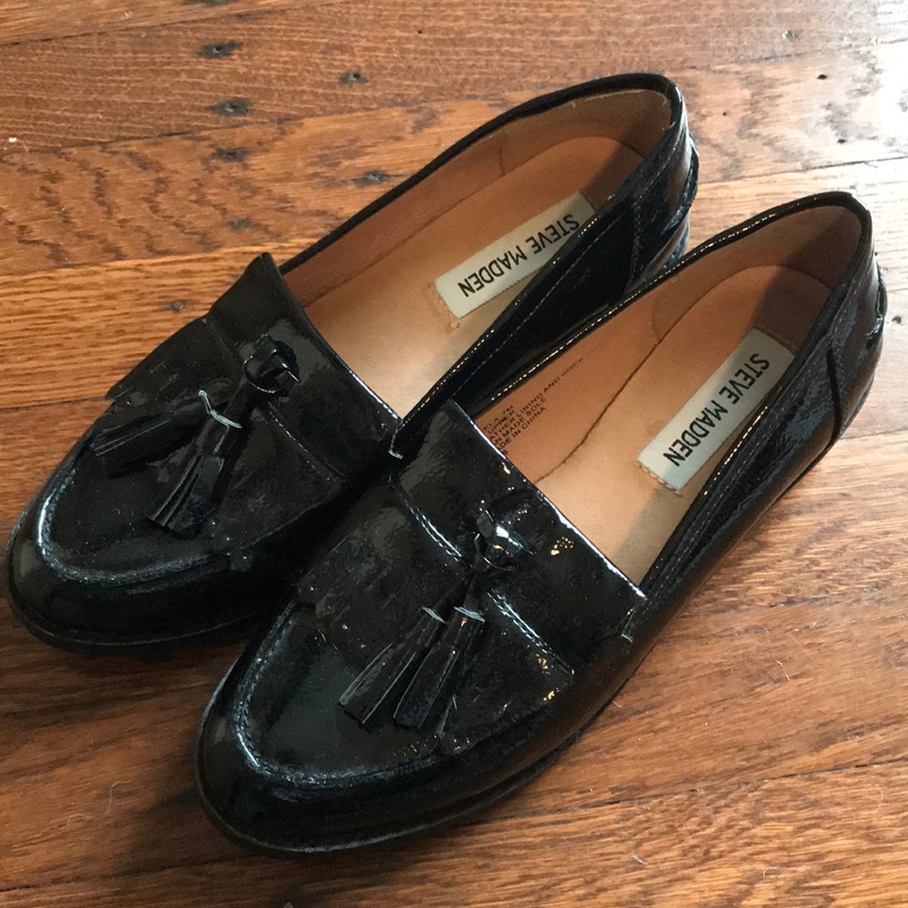 Patented leather shoes
